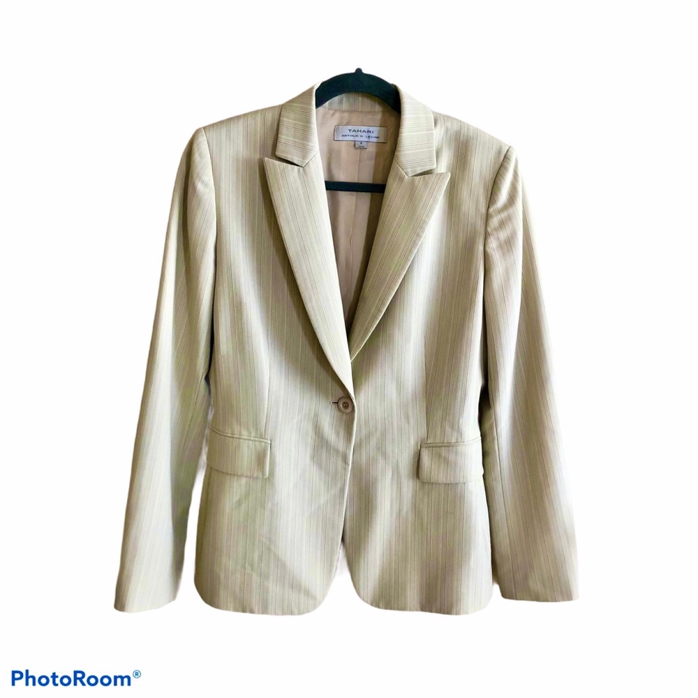 Tahari Levine beige striped blazer, size 8